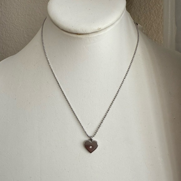 Michael Kors silver tone heart pendant and adjustable chain - Picture 4 of 9